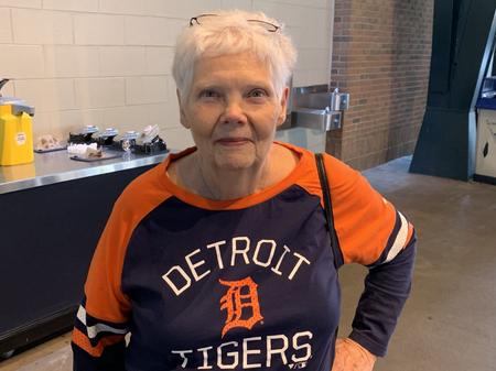 detroit tigers she wants the d shirt