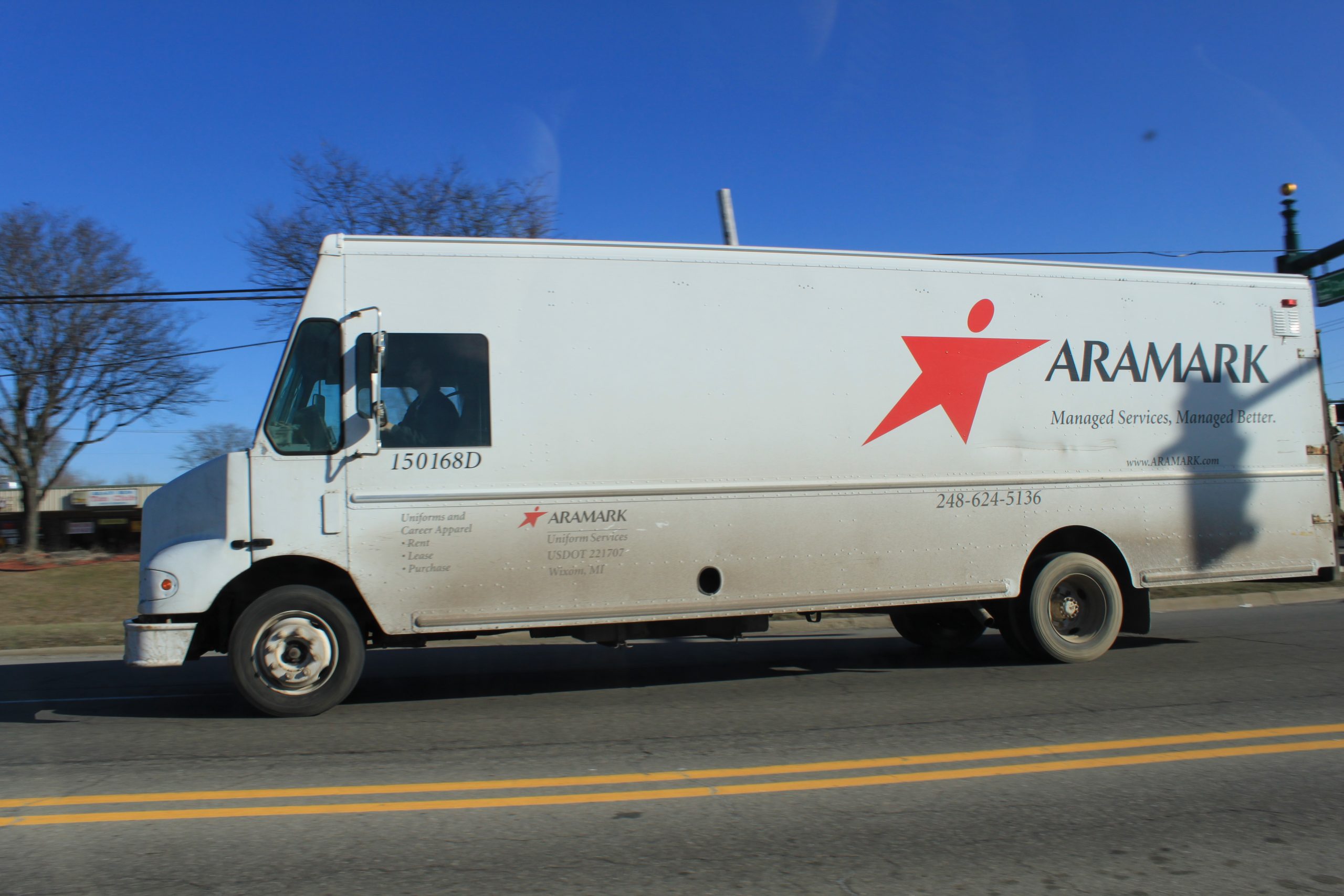 How Much Does Aramark Pay Food Service Workers