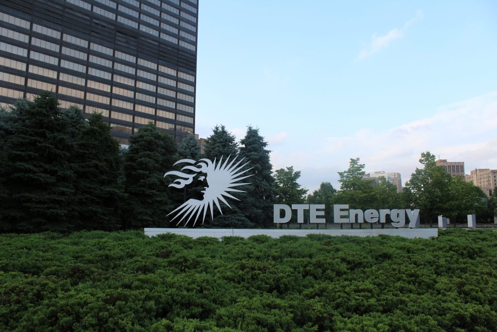 DTE Sign