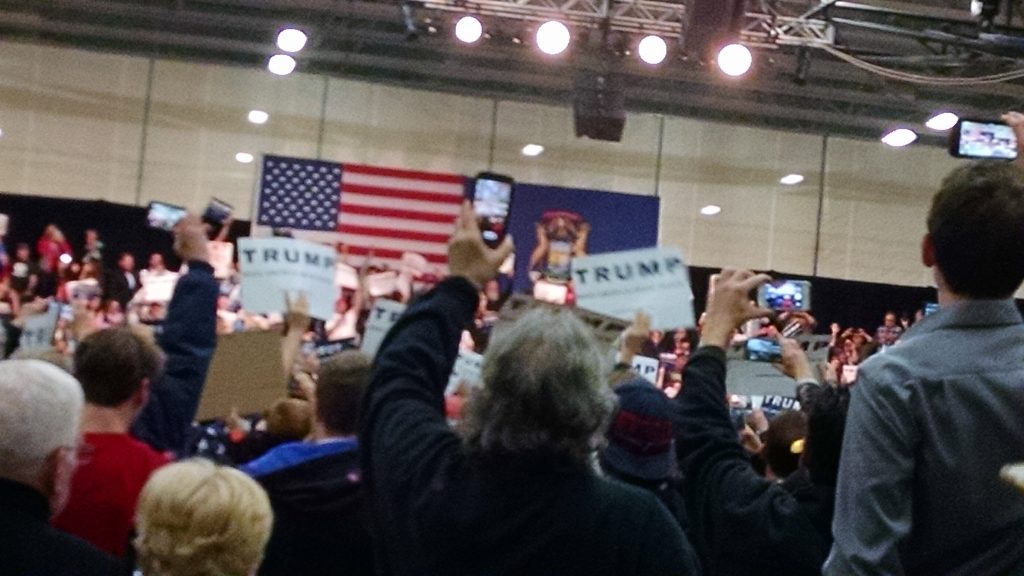 Trump rally Warren