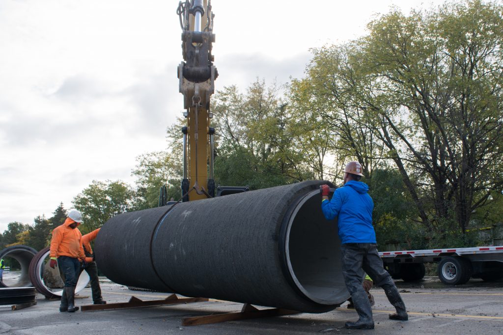 Oakland County Water Main New Pipe 10/26/2017