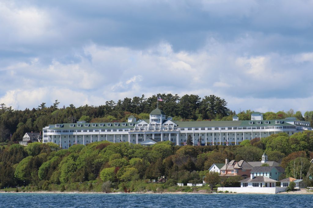 Mackinac Grand Hotel 4