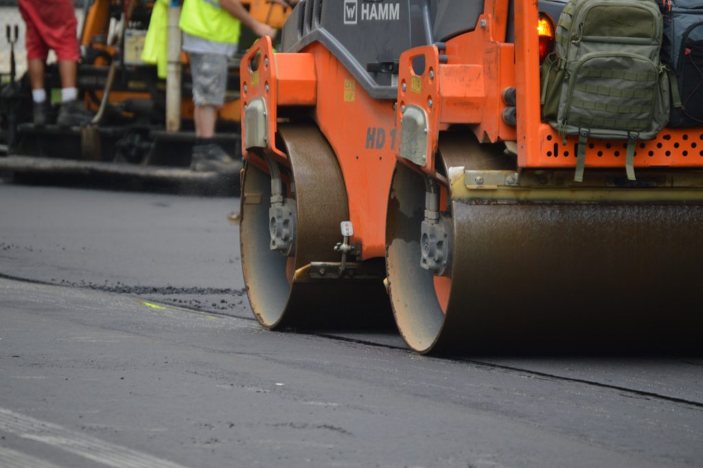 Road Work Paving Crew Construction Fix Roads 3 8/7/2019