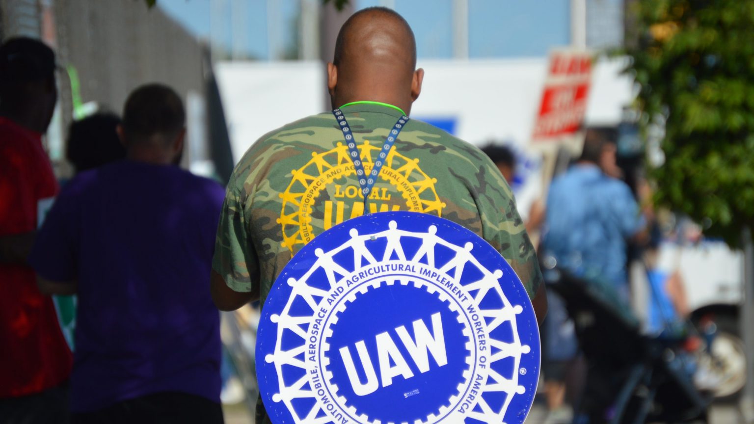 UAW president promises members will get 'fair share' from automakers