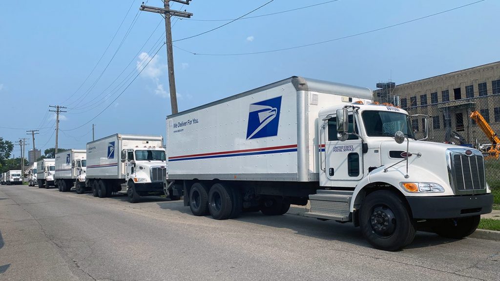 usps post office trucks