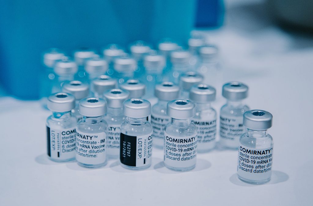 Comirnaty Pfizer vaccine