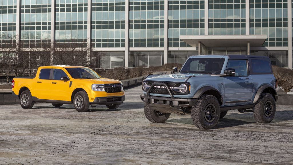 Ford Bronco and Ford Maverick NACTOY 2022