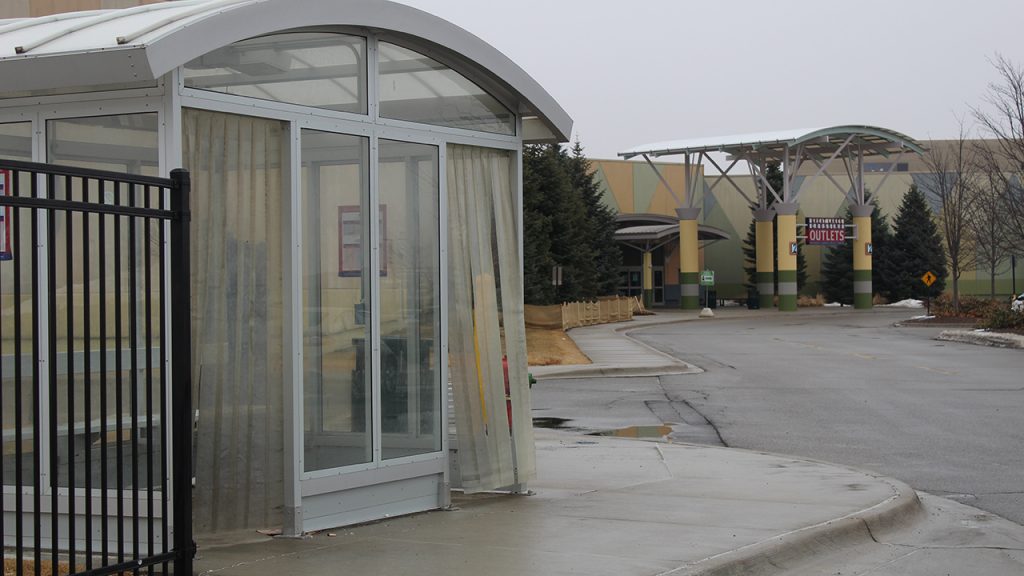 SMART bus stop at Great Lakes Crossing