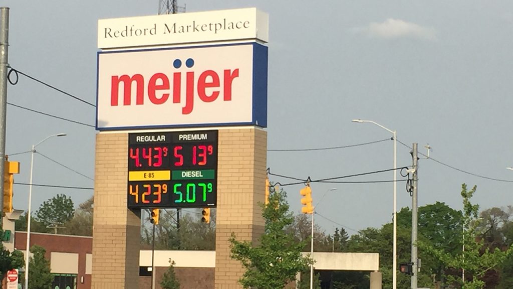 gas prices sign 05232022 jv