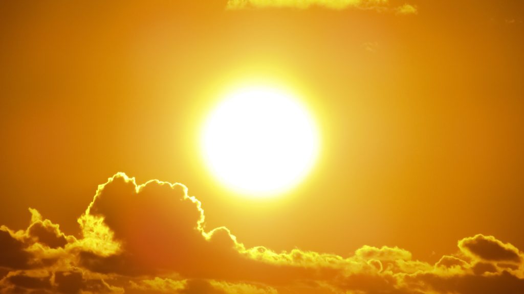 Sun hot heat wave high temperatures