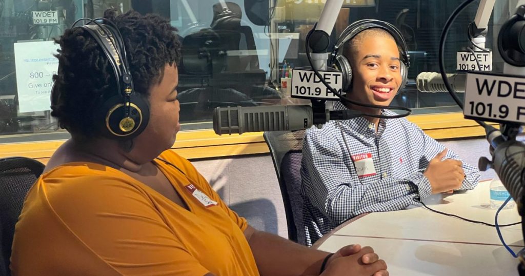 Mosaic Youth Theatre DeLashea Strawder (left) and Justin Washington (right) in the WDET studios.