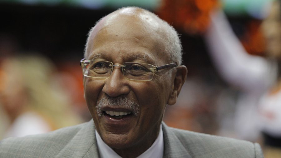 Basketball great Dave Bing talks to fans before an NCAA college basketball game in Syracuse, N.Y., Wednesday, Nov. 6, 2019.
