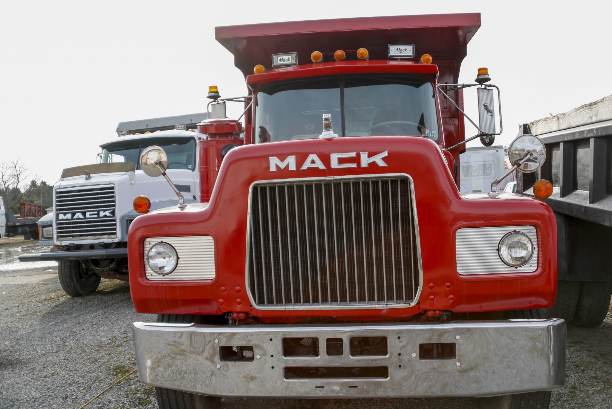 Union workers at Mack Trucks have voted down a tentative five-year contract agreement reached with the company.