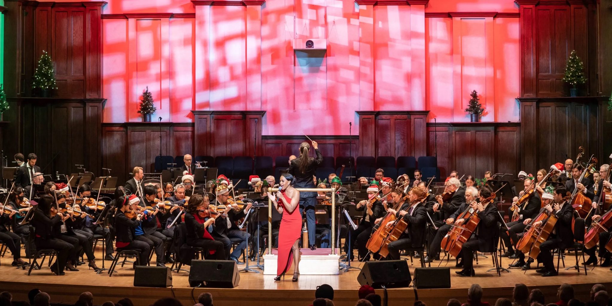 The Detroit Symphony Orchestra performs their Home for the Holidays concert
