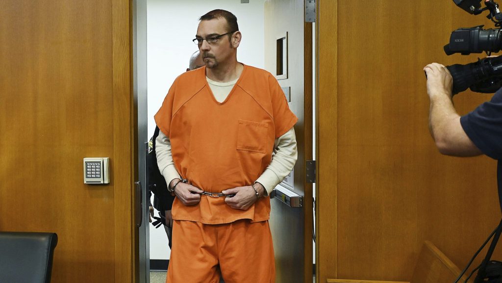 James Crumbley enters the courtroom during his motion hearing at Oakland County Courthouse, Wednesday, Feb. 21, 2024, in Pontiac, Mich.