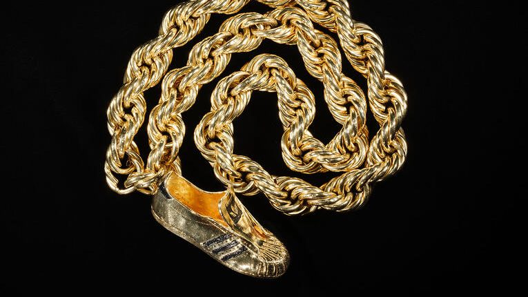 Following Run-DMC’s 1986 song “My Adidas,” Adidas struck a first-of-its-kind endorsement deal with the group, giving each member one of these 14-karat gold sneaker-shaped pendants.