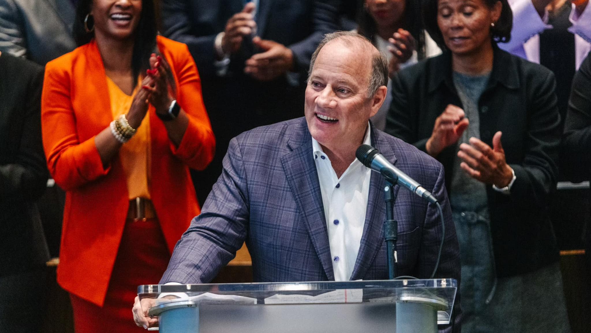 Detroit Mayor Mike Duggan will run for Michigan governor in 2026 as ...