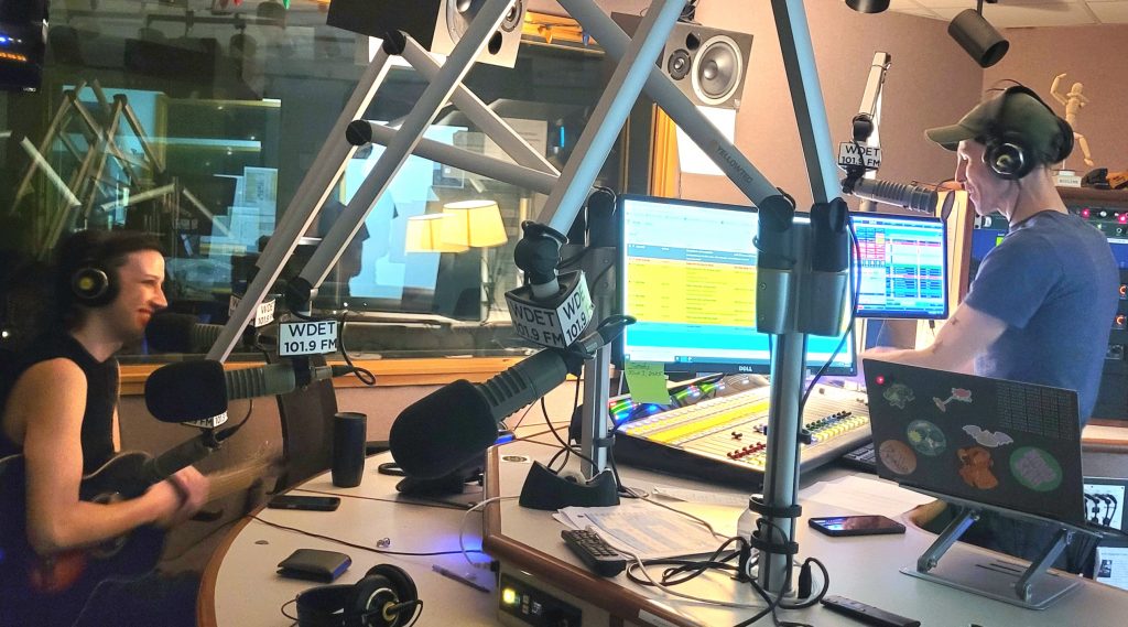 Detroit-based singer-songwriter Jon Mikal-Bartee of The Idiot Kids joined "MI Local" in the studio this week.