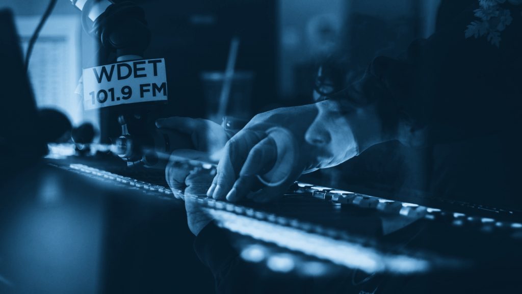 IN THE GROOVE_PLAYLIST PHOTOS_3_DEEP BLUE